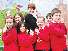 Gemma Arterton with Christchurch Primary School pupils Alicia, Julia, Yasmin, Adrienne, Toby and Leon