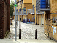 Gilbeys Yard off Oval Road, where the shooting took place, It overlooks the Regent's Canal