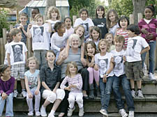 Wendy Baum bids farewell to children at Eleanor Palmer Primary School on her last day