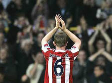 Glen Whelan stole all 3 points for visitors Stoke in a shock home loss for Spurs