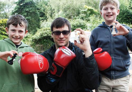 Daniel and Michael Kohn with Tim Woolgar  of London Chessboxing