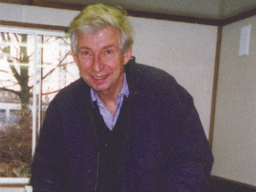 Sir Torquil Norman with a model of the Roundhouse in 1999