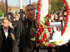 Dainton's funeral, Friend with Floral D wreath