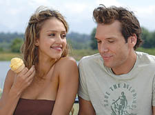 Lucky Chuck: Jessica Alba and Dane Cook 