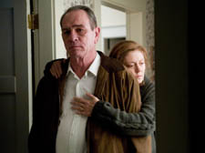 Tommy Lee Jones and Susan Sarandon as bereaved parents seeking the truth from the US Army 