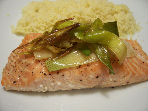 Salmon fillets with rhubarb
