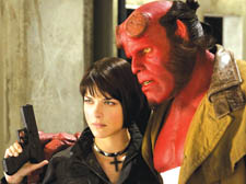 Hellboy (Ron Perlman), and his girlfriend, Liz (Selma Blair)