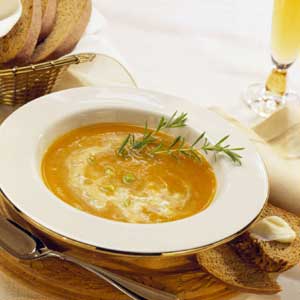 Cream of carrot and ginger soup