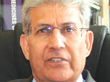 Dr Shaukat Nazeer