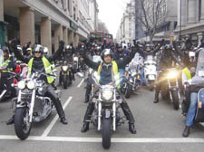 Road rage: Bike protest fails to stop vote to confirm �150 charge