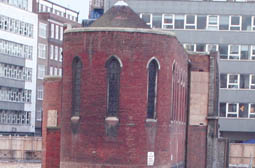 The listed chapel in Noho Square 